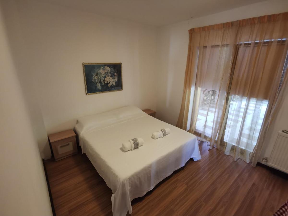 Vila Deal Săcele Exterior foto